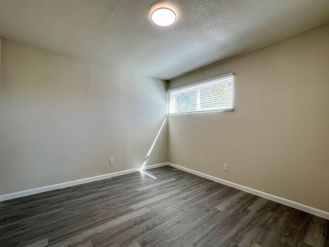 Building Photo - 1120 Soda Canyon Rd
