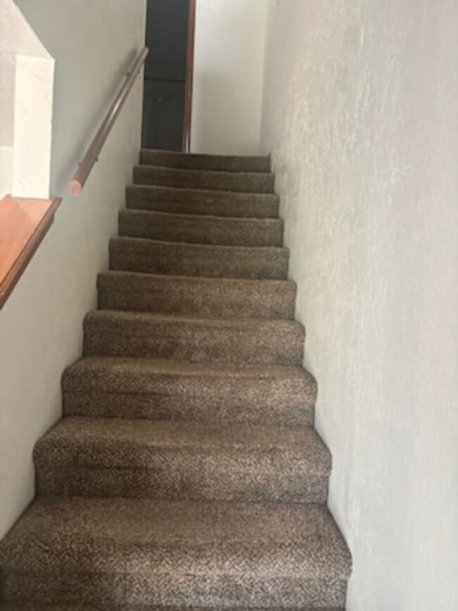 Building Photo - 2903 NE Tortoise Dr