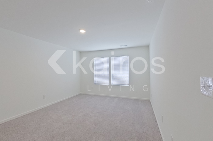 Building Photo - 167 Shelton Rd