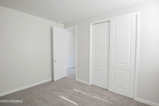 Building Photo - 5017 Sand Strm Rd