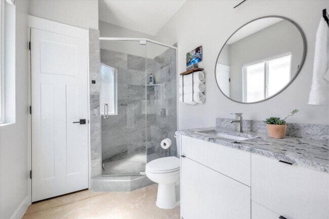 Building Photo - Blackrock Bungalow