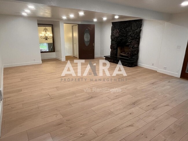 Building Photo - 2141 S 2060 E