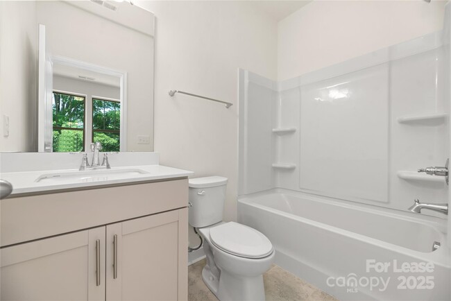 Building Photo - 116 Judson Ave