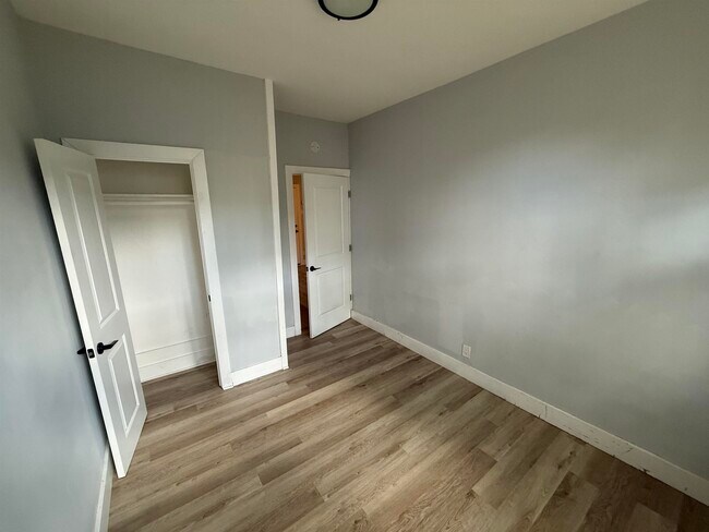 Building Photo - 89 Bostwick Ave