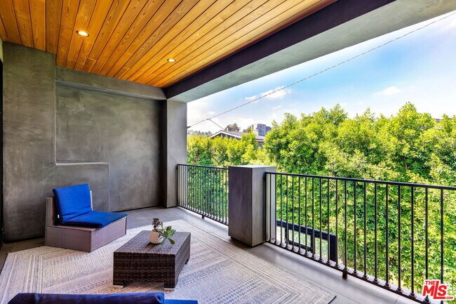 Building Photo - 4145 Tujunga Ave