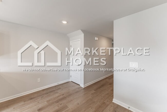 Building Photo - 4129 Hudson Ct SW