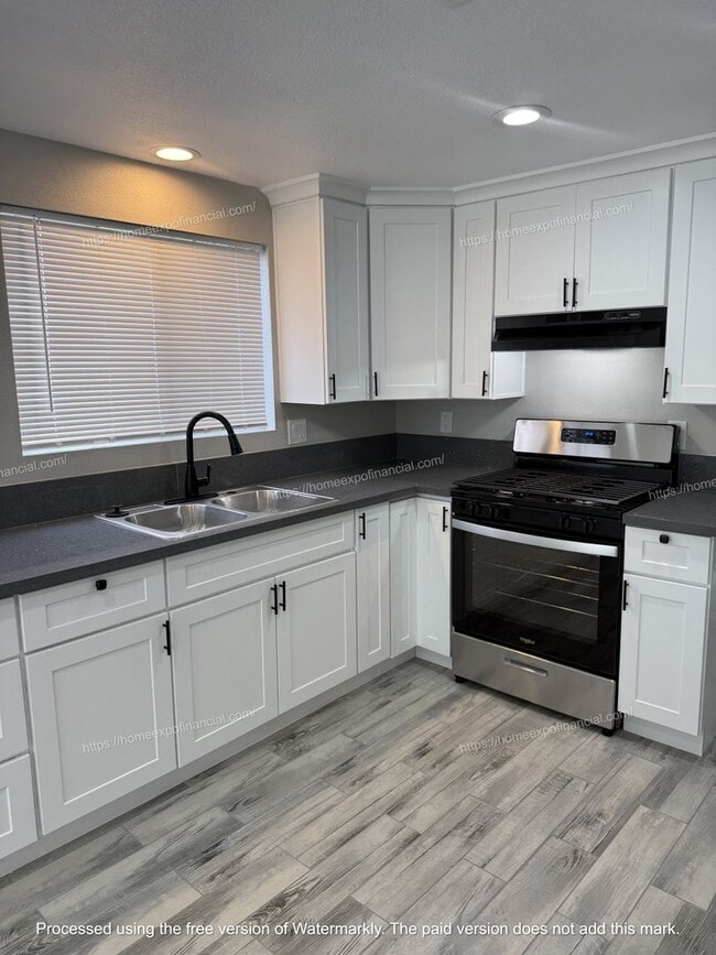 Building Photo - Nice Home For Rent