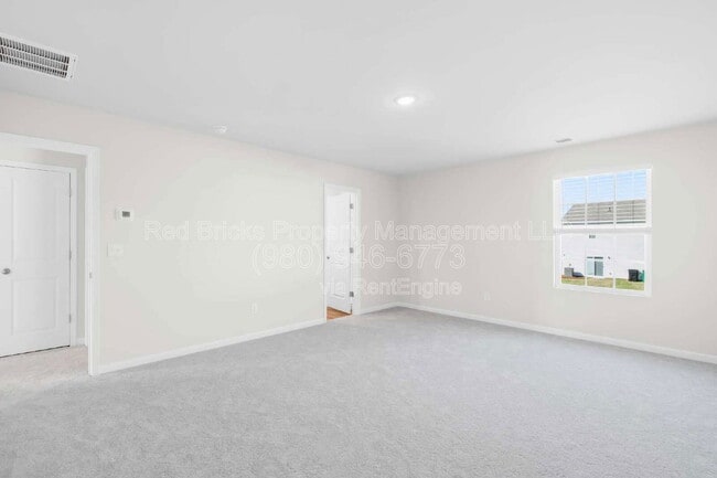 Building Photo - 13152 Hampton Bay Ln