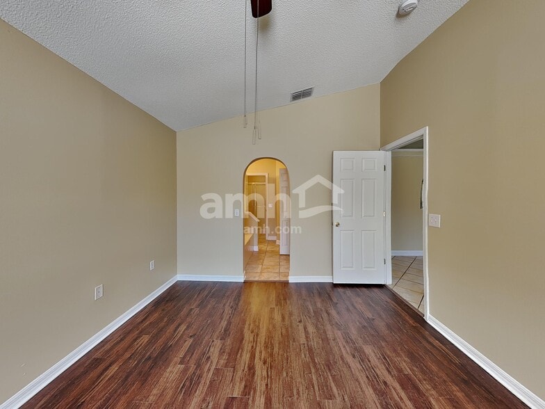 Building Photo - 4310 Stonefield Dr