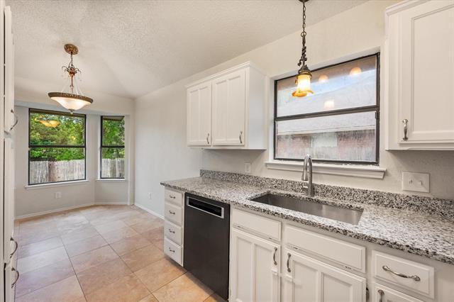 Building Photo - 931 Fiero Dr