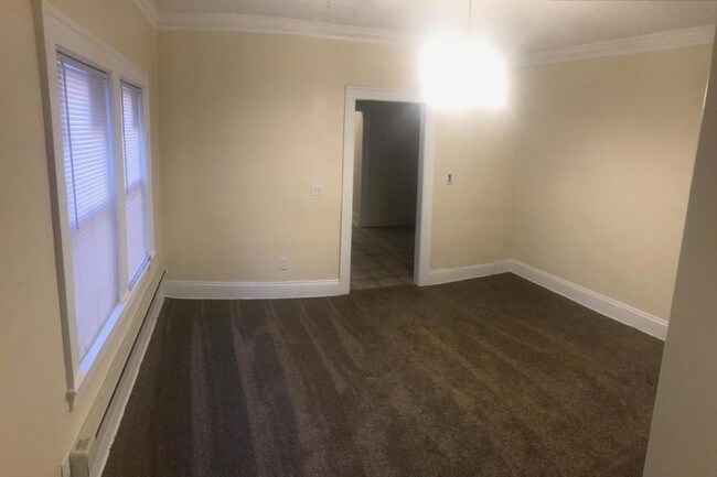 Building Photo - 3401 E. 147th Street, Unit 4