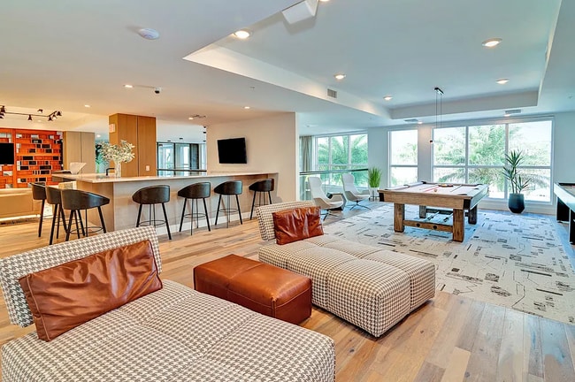 Building Photo - 10900 Legacy Gateway Cir