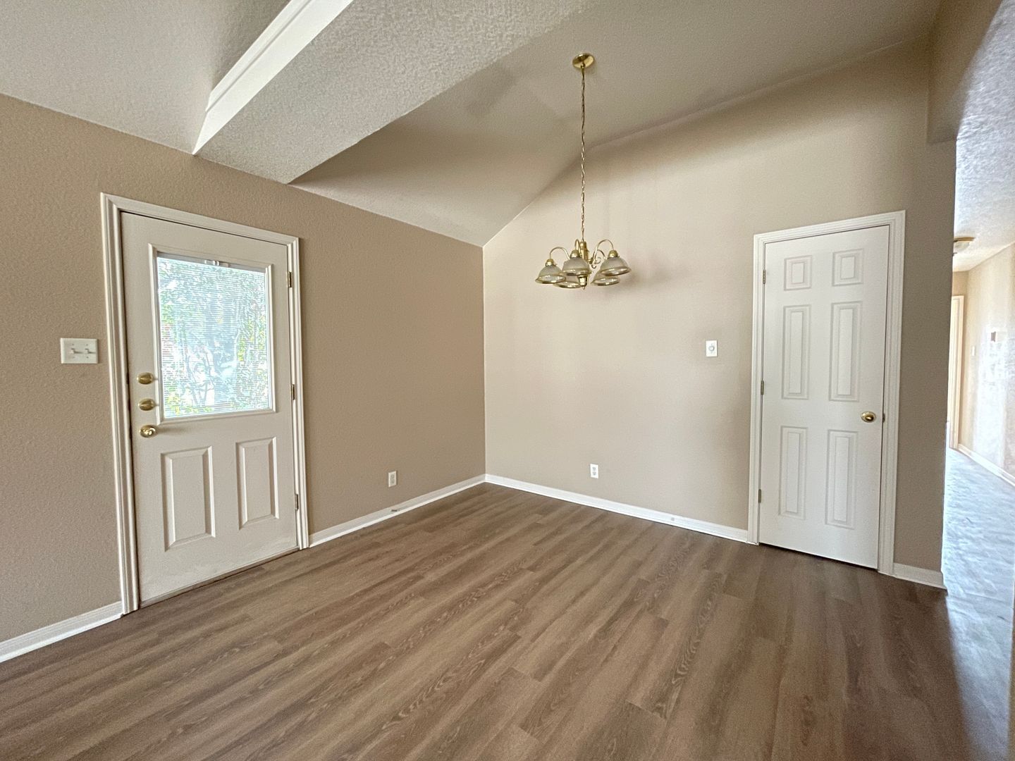 Building Photo - 4802 John David Dr