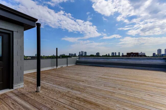 Building Photo - New Construction 3 Bed/ 2 bath Andersonville/Edgewater