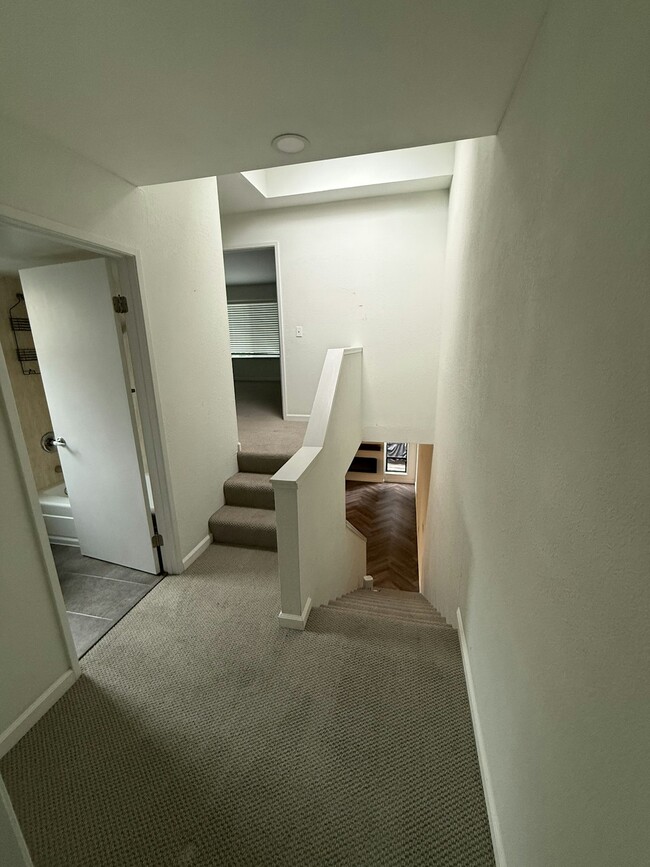 Building Photo - 1255 Detroit Ave