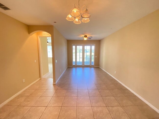 Building Photo - 519 Terrace Spring Dr