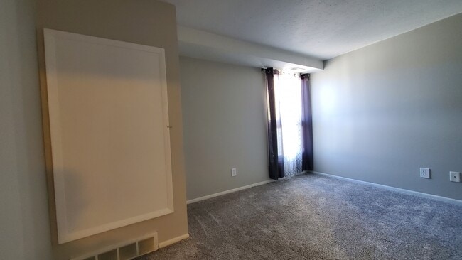 Building Photo - 1675 Cedarwood Dr