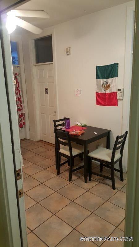 Building Photo - 64 Hemenway St