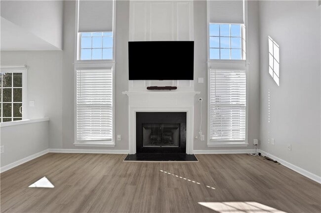 Building Photo - 617 Melilot Ln