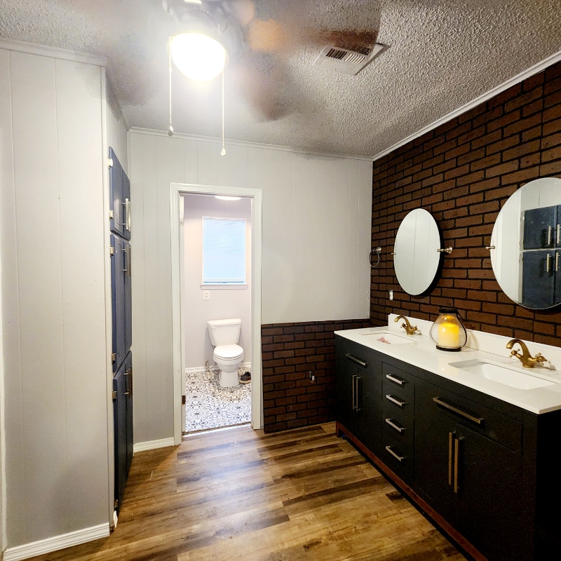 Building Photo - 415 S 5th St