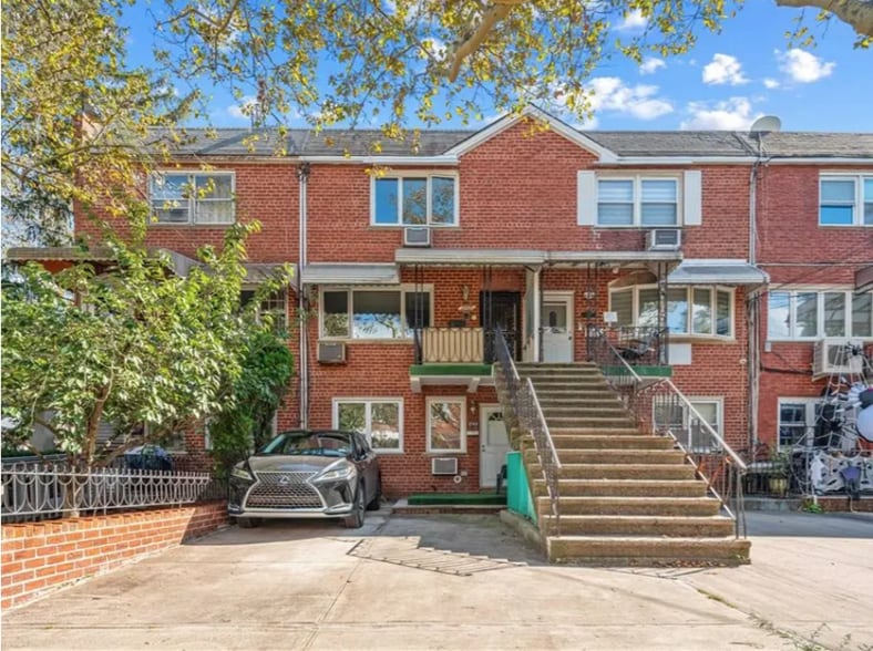 Primary Photo - 2705 Mill Ave