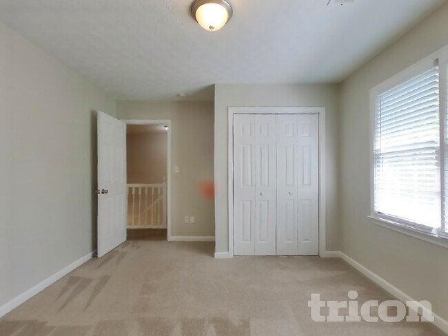 Building Photo - 220 Stevenson Trail