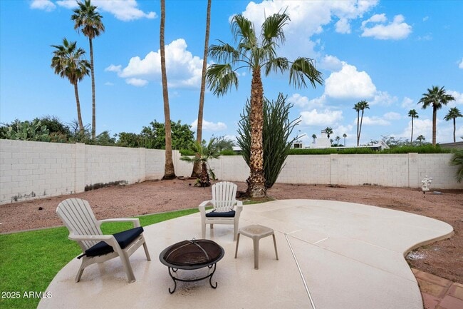 Building Photo - 5520 N 77th Pl