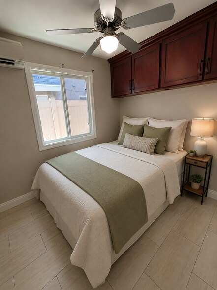 AI-staged photo. Actual photo without furniture - 4367 38th St