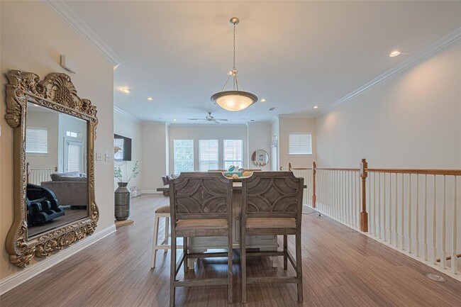 Building Photo - 24 Versante Ct