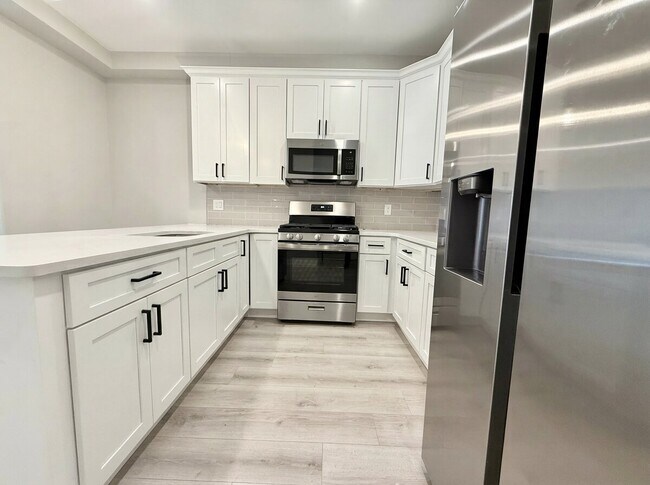 Building Photo - 809 N 17th St