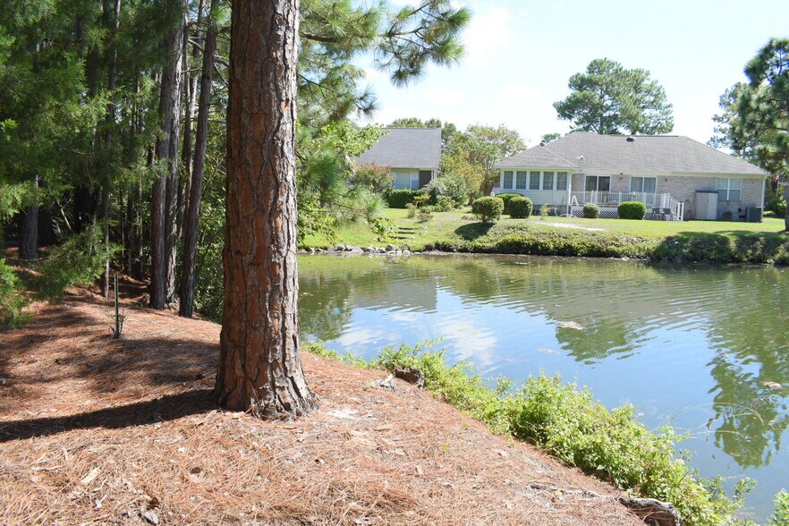 Building Photo - 7002 Hallstead Ct