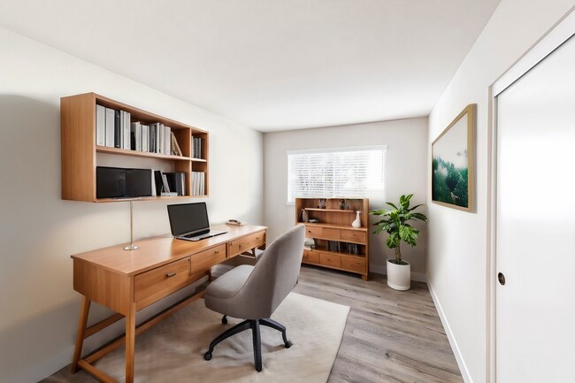 Building Photo - Upgraded 4 bedroom Fountain Valley Home