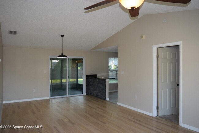 Building Photo - 1756 Jacobin St NW