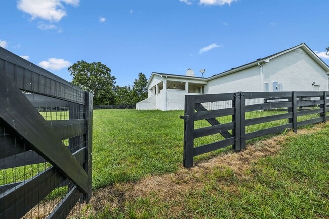 Building Photo - 9021 Lane Rd