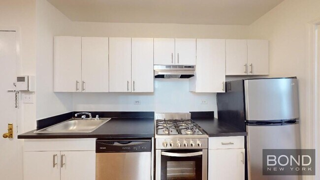 Primary Photo - 222 E 89th St