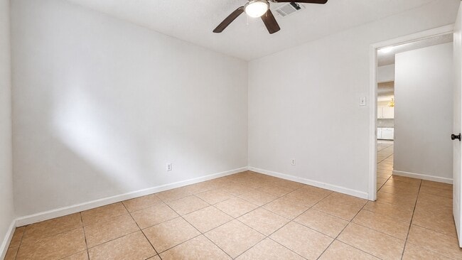 Building Photo - 4418 Ponca St