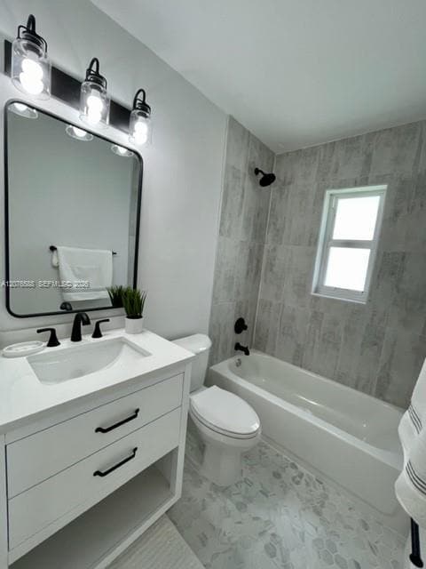Building Photo - 17051 SW 85th Ave