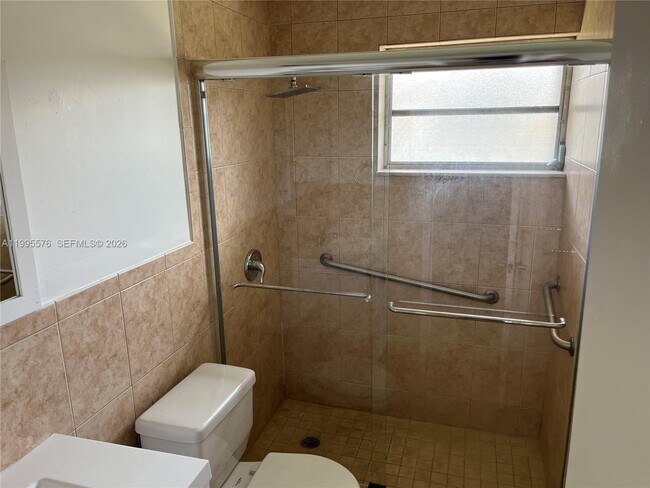 Building Photo - 3674 SW 25th Ter