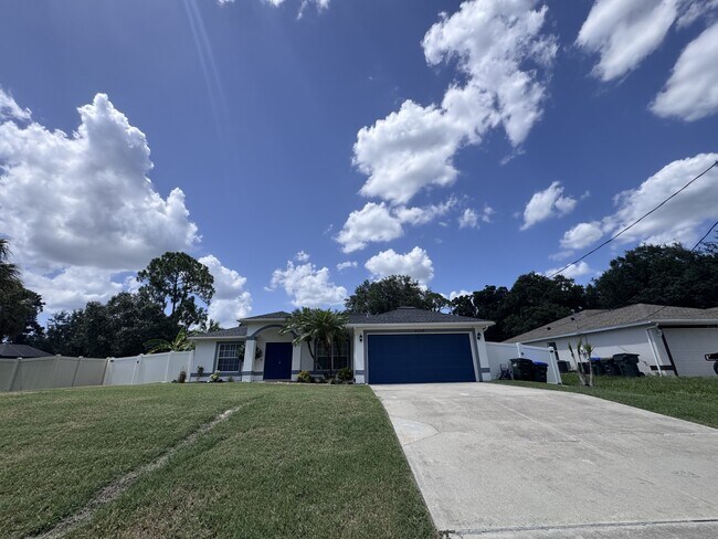 Building Photo - 4128 Corydon Ave