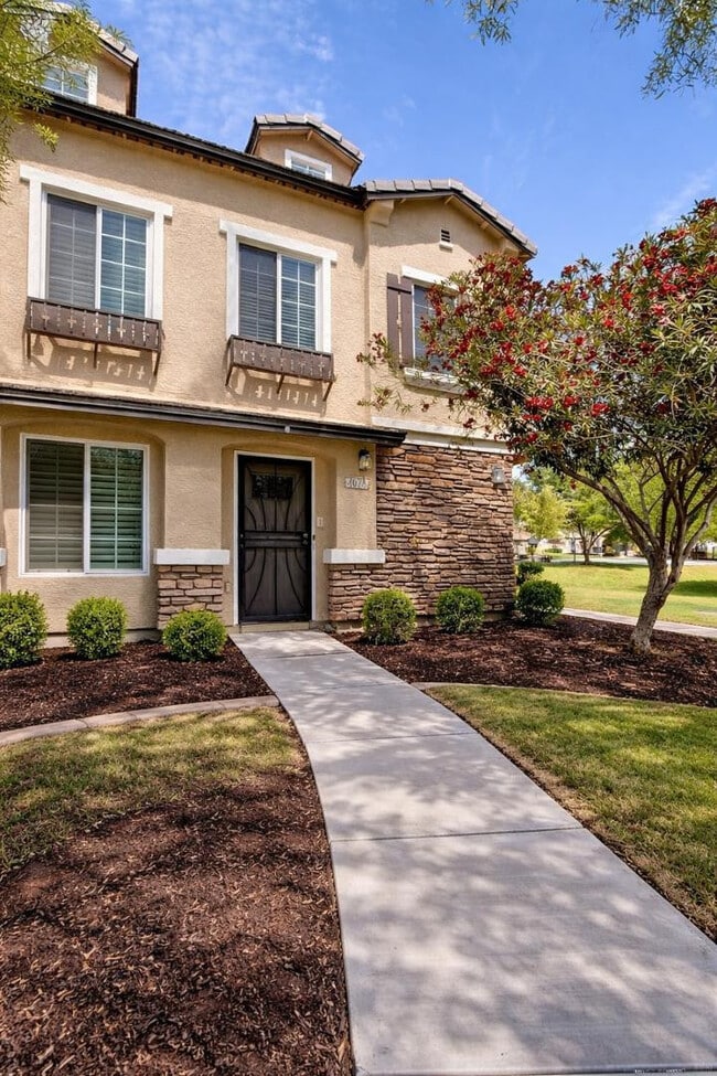 Building Photo - 4078 E Windsor Dr