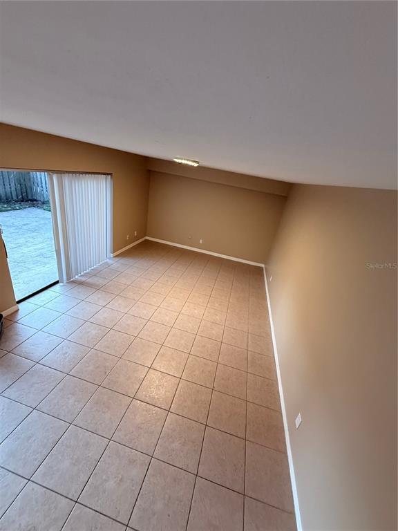 Building Photo - 5279 Coral Ct