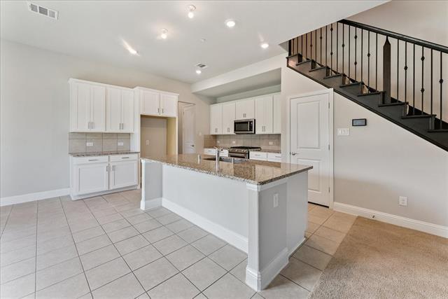 Building Photo - 1303 Bailey Ln