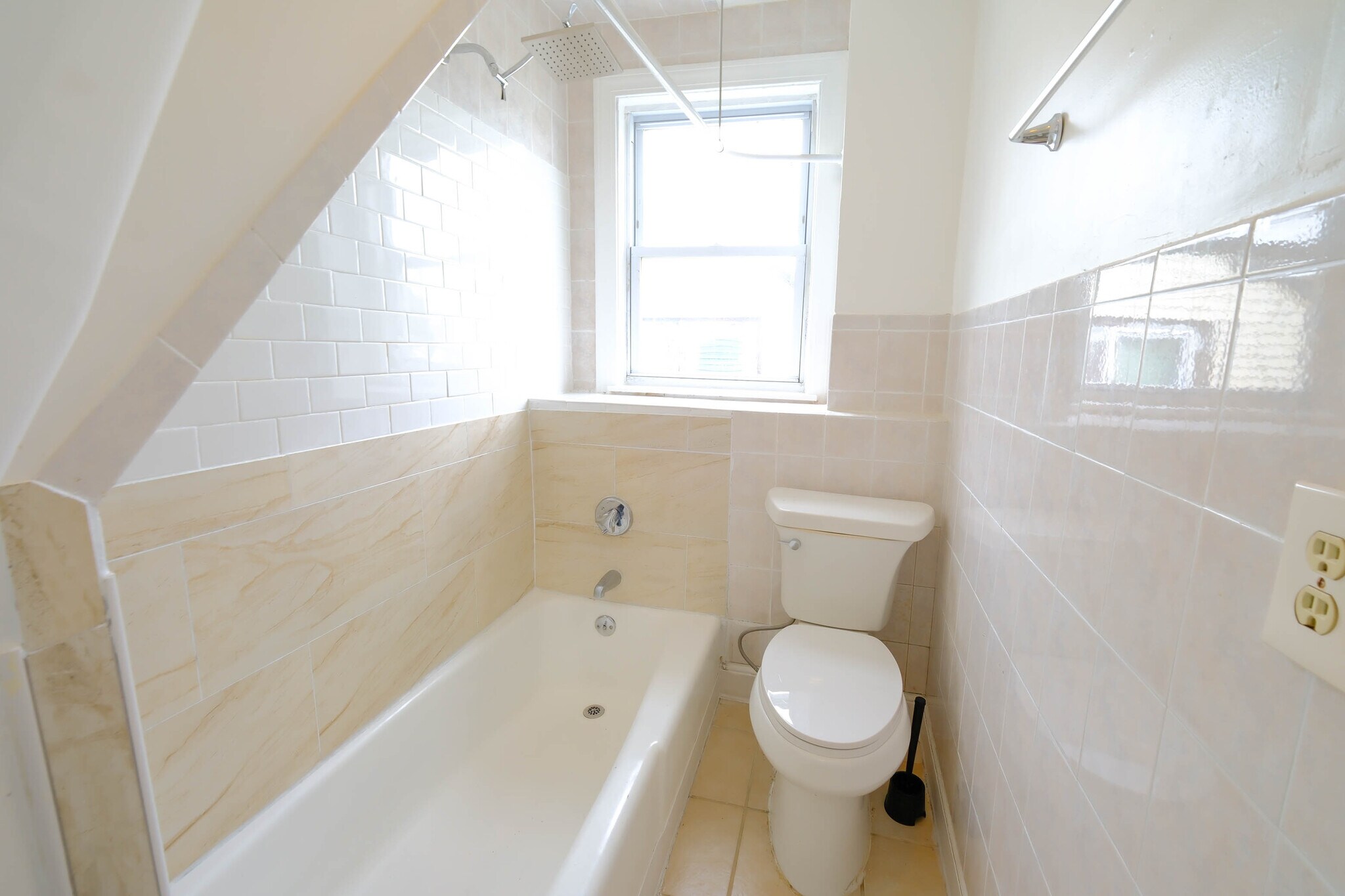 Building Photo - 26 Curtis Rd