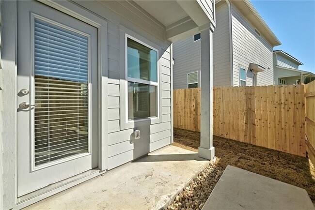 Building Photo - 9701 Grapevine Leaf Dr