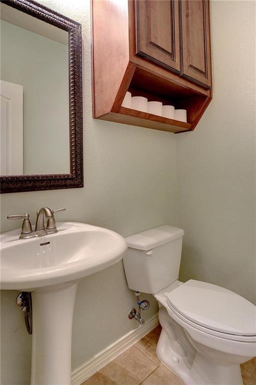 Building Photo - 4100 Comanche Dr