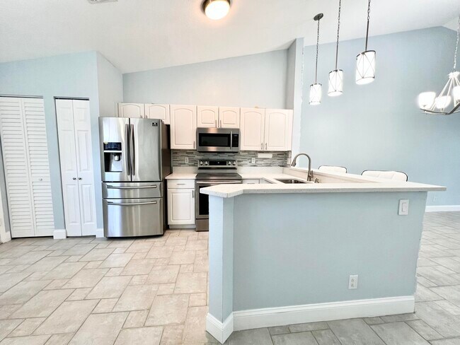 Building Photo - 15306 W Tranquility Lake Dr