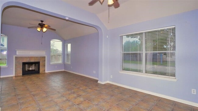 Building Photo - 10235 Riderdale Park Ln