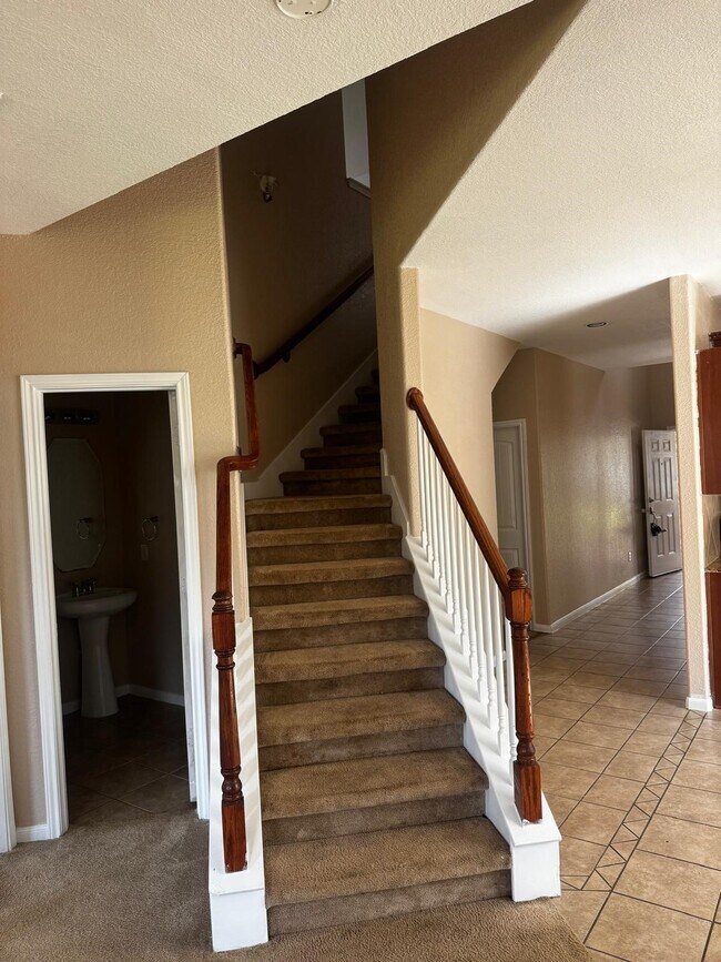 Building Photo - 26903 Glacier Creek Dr