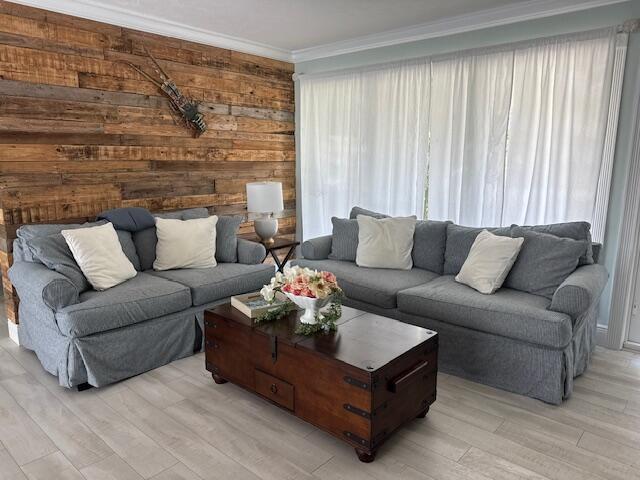 Building Photo - 908 SE 10th St