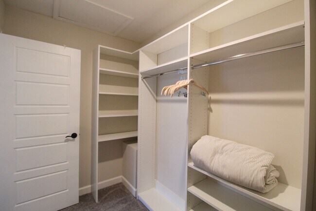 Building Photo - New construction 4 bed 3.5 bath townhome!